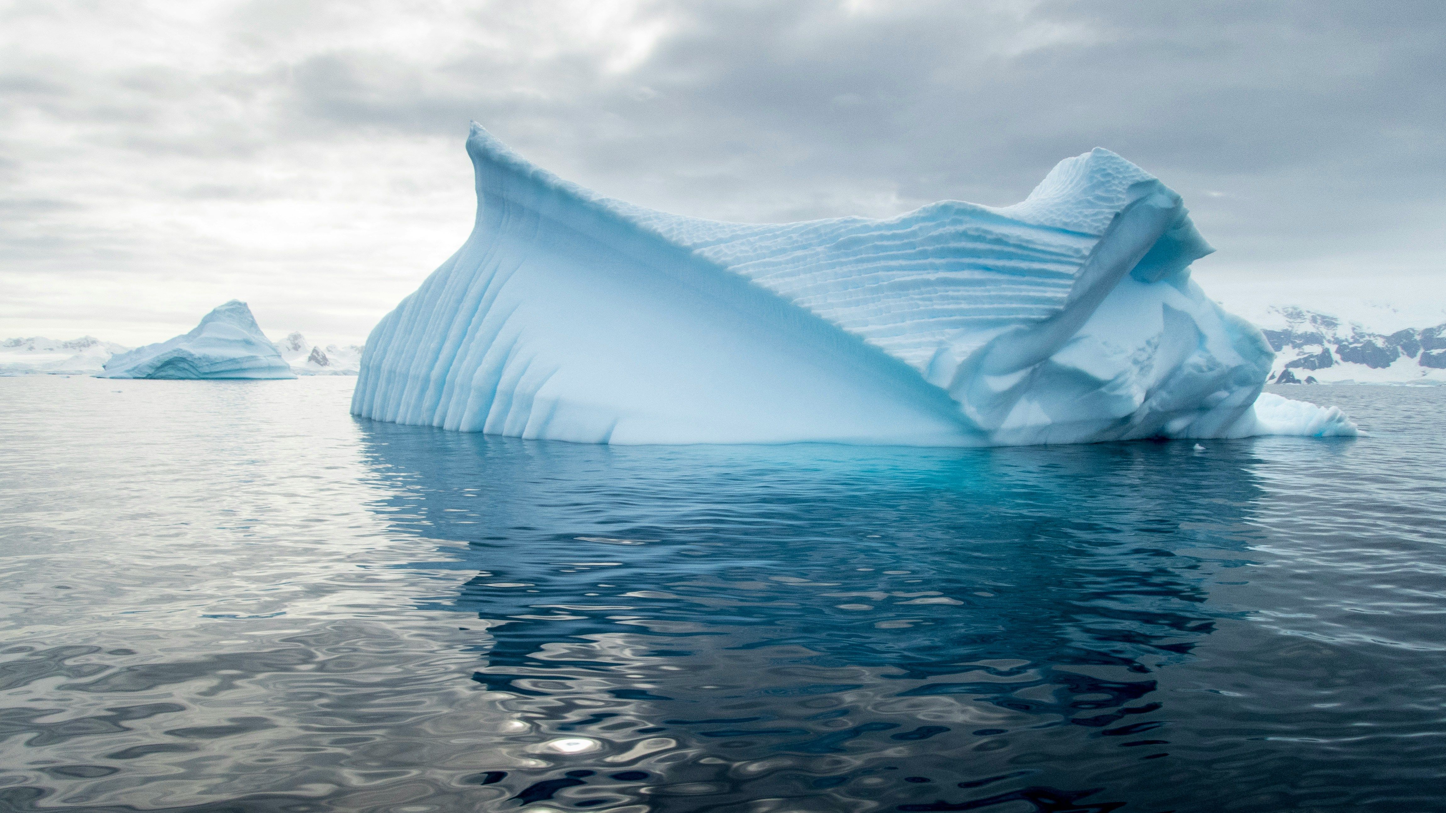 Antarctic sound/peninsula